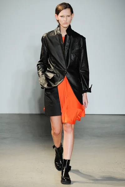 Look 15